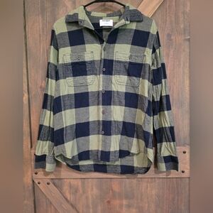 Old Navy Double Brushed Flannel Button Down- Mens Size Small